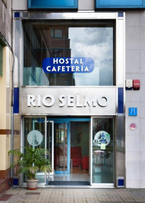 Гостиница Hostal Rio Selmo, Понферрада